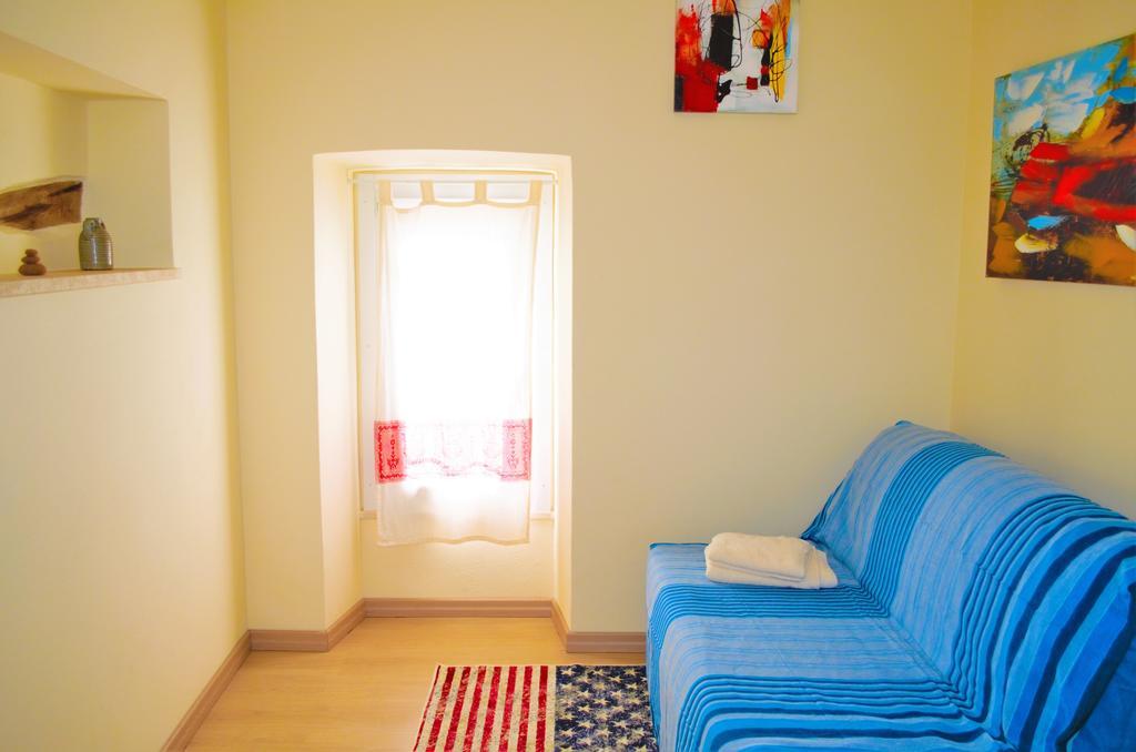 كالياري Appartamento San Giovanni الغرفة الصورة